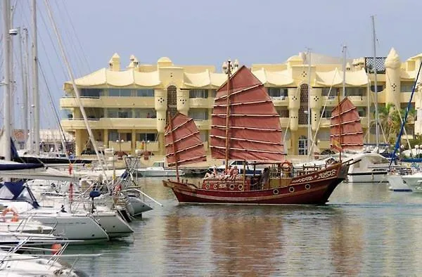 Magnificent Port-Beach 5* Luxury Residence Benalmádena España