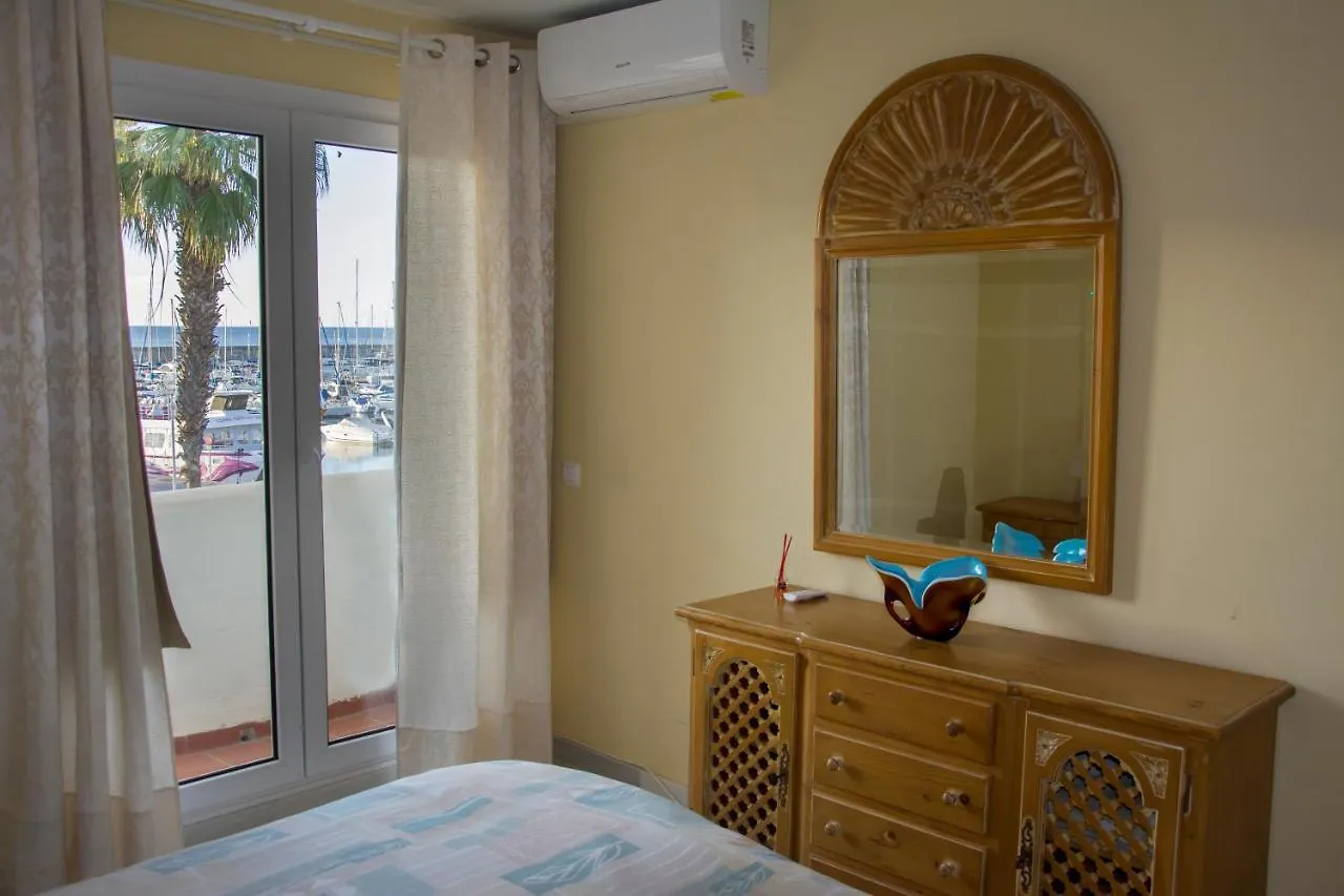 Magnificent Port-Beach 5* Luxury Residence Benalmádena