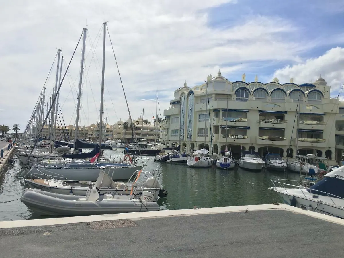 Magnificent Port-Beach 5* Luxury Residence 베날마데나코스타 스페인